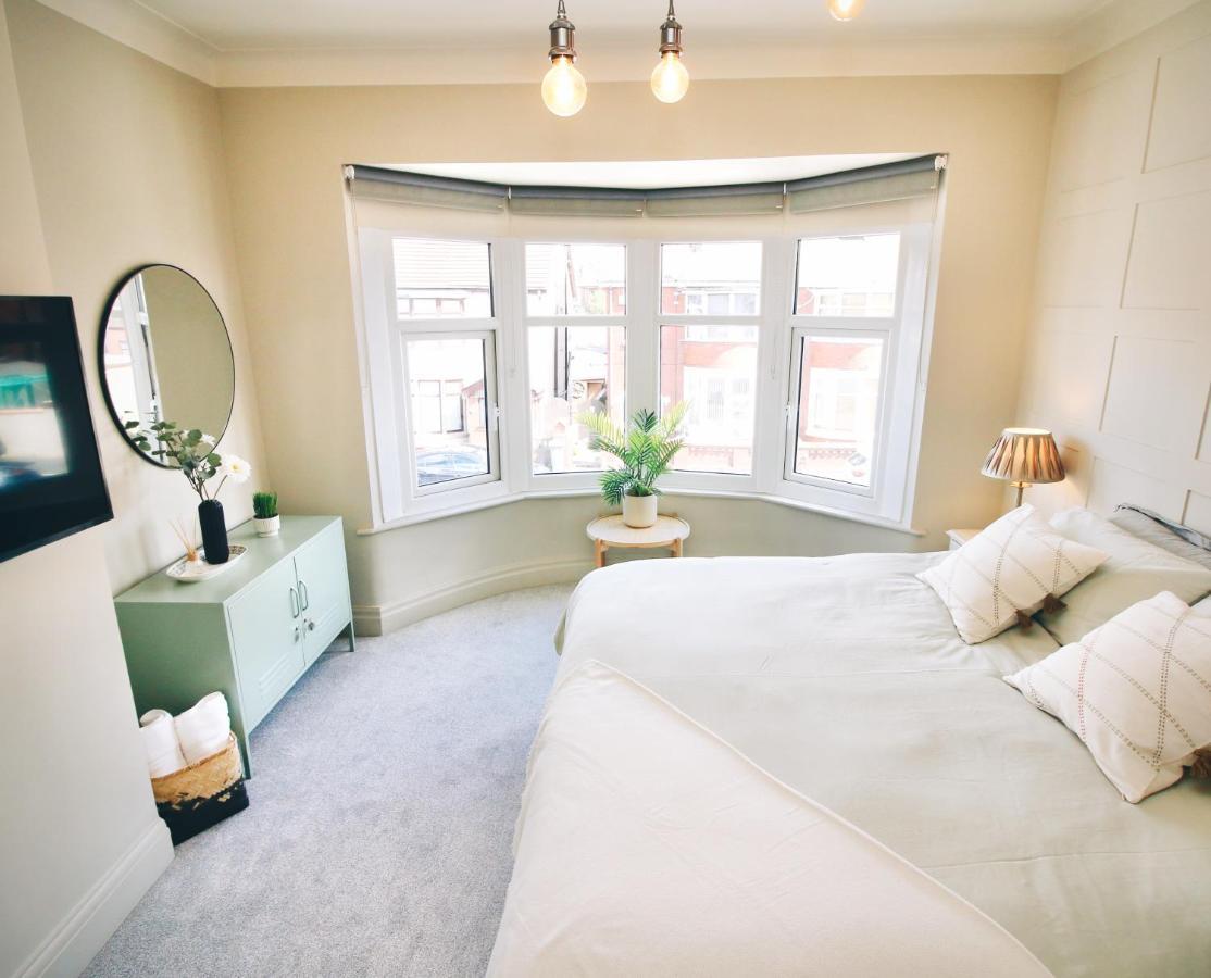 Xxhot Tubxx 4Bed Semi, Sleeps 8, 2 Bathrooms Blackpool Kültér fotó