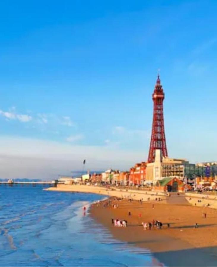 Xxhot Tubxx 4Bed Semi, Sleeps 8, 2 Bathrooms Blackpool Kültér fotó