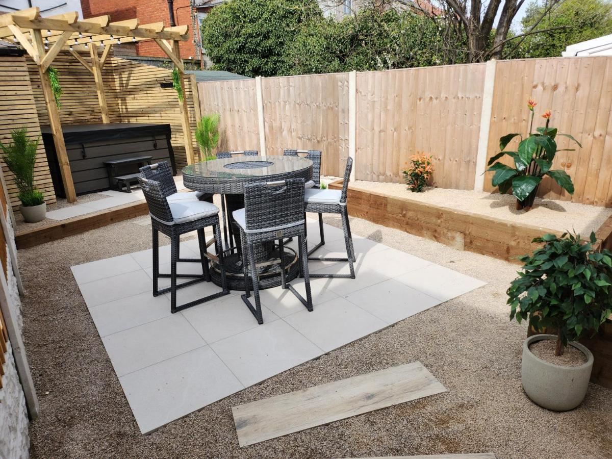 Xxhot Tubxx 4Bed Semi, Sleeps 8, 2 Bathrooms Blackpool Kültér fotó
